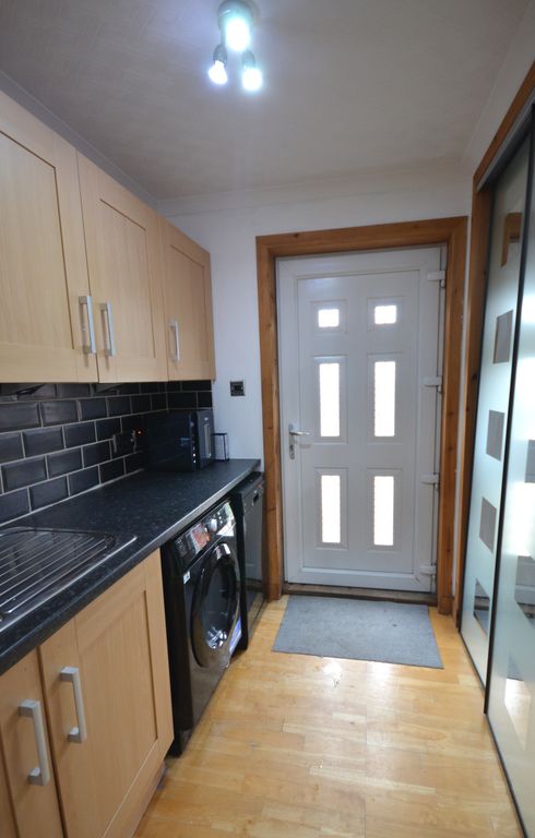Property photo 3 of 52