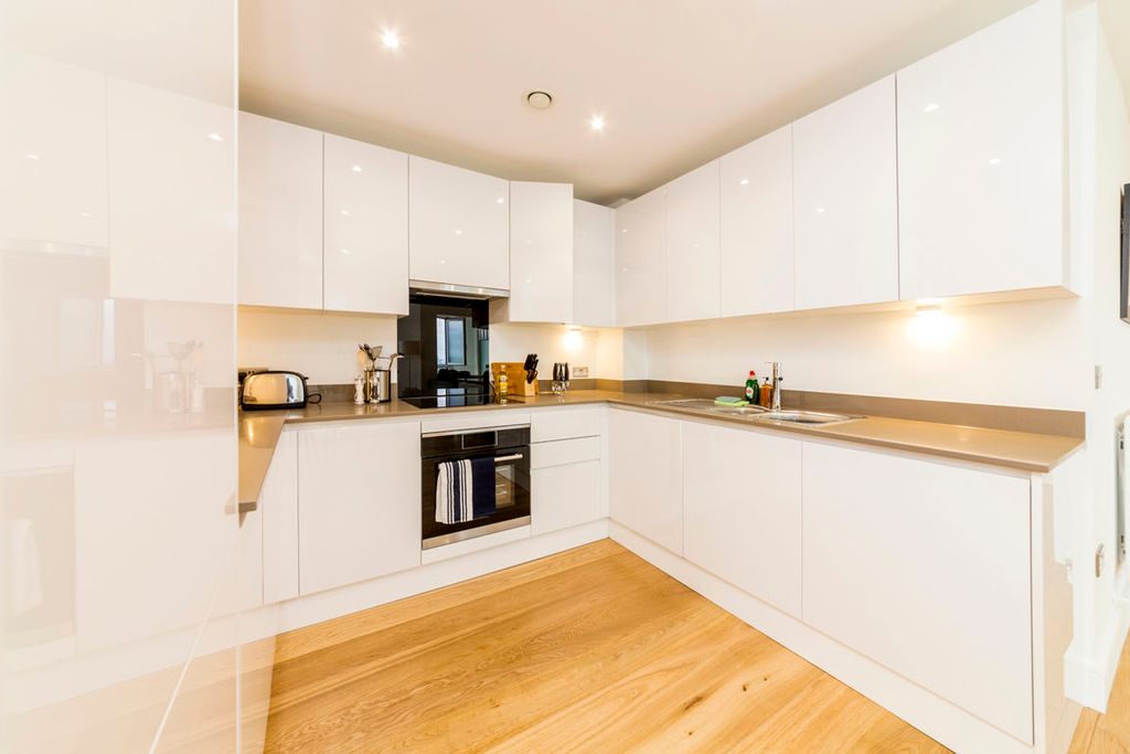 Property photo 3 of 20