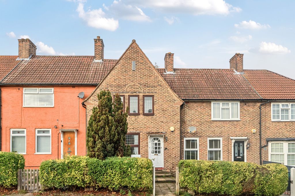 Property photo 1 of 11 External