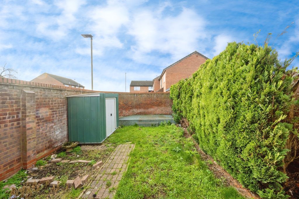 Property photo 2 of 17