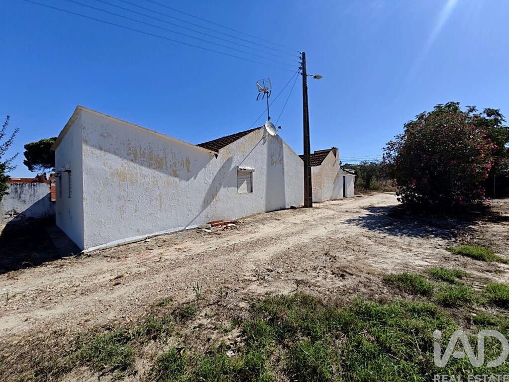 Property photo 2 of 28