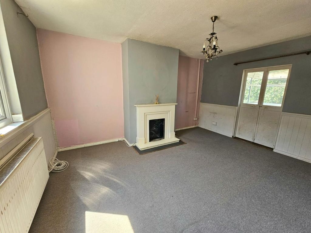 Property photo 3 of 19 Ouqf8169.Jpg