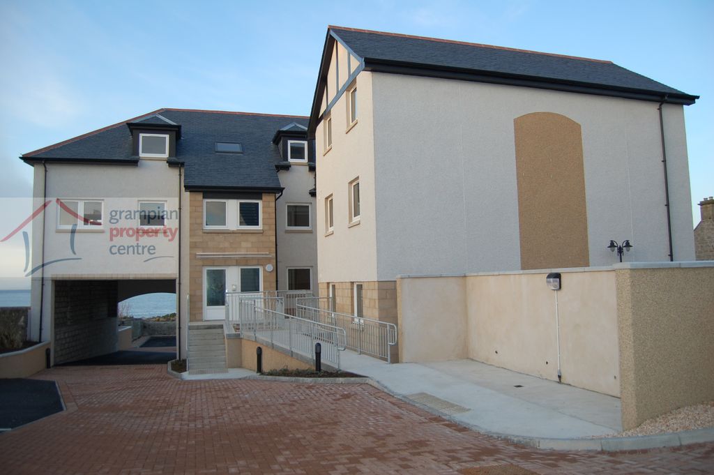 Property photo 2 of 14 Entrance