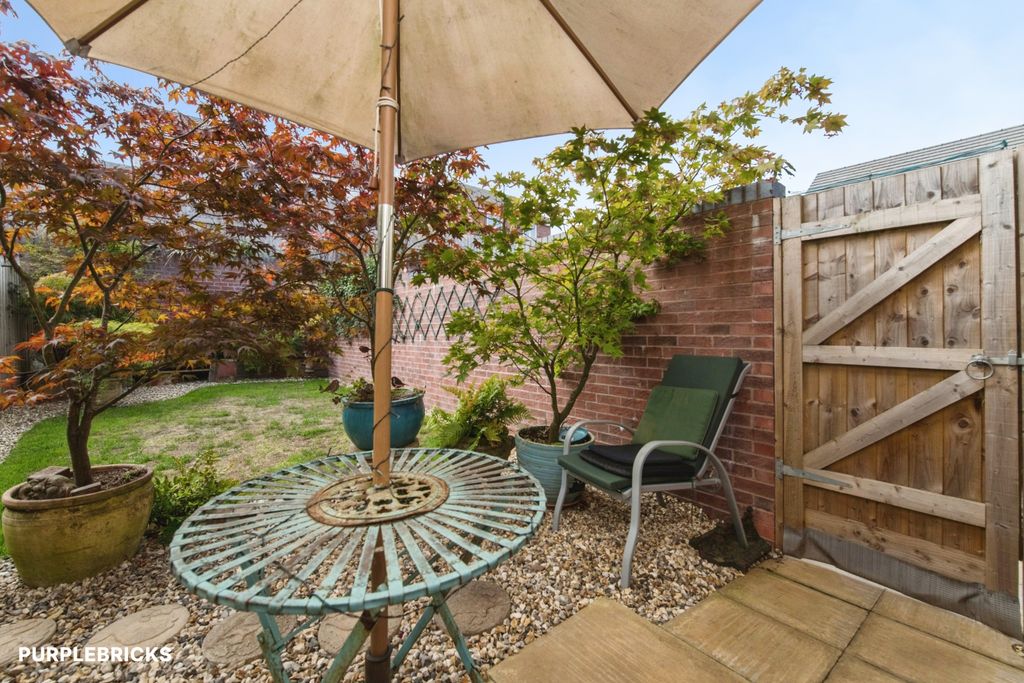 Property photo 3 of 23 Patio