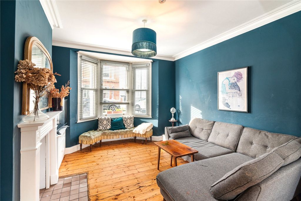 Property photo 2 of 17 Picture No. 22