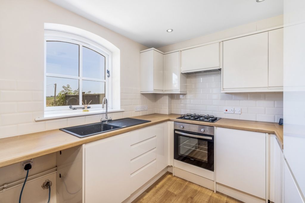 Property photo 2 of 24 7 Sibsey Court (Sibsey)-18