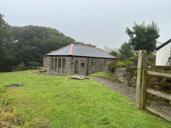 Property photo 3 of 3