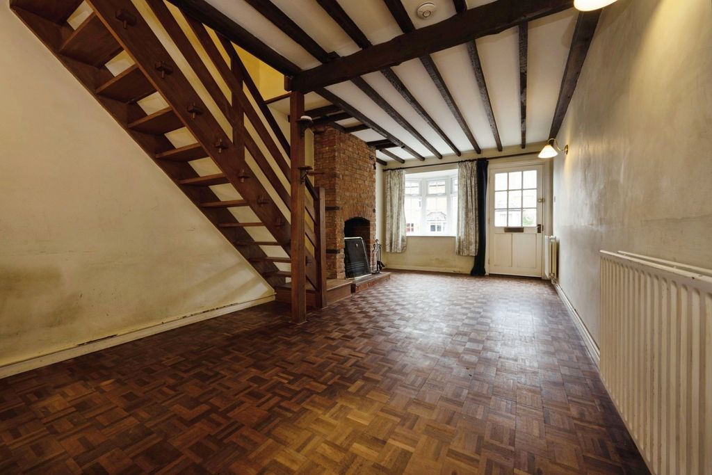 Property photo 2 of 12 Pbox-Img.Jpg