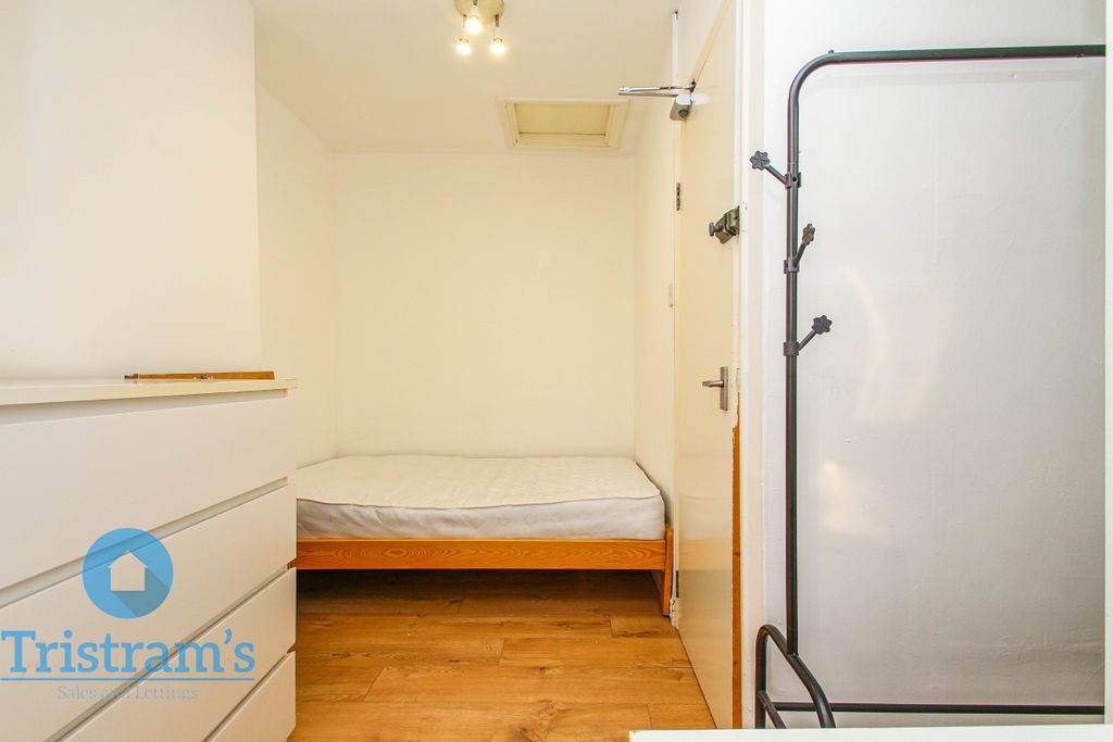 Property photo 2 of 10 Img_2884