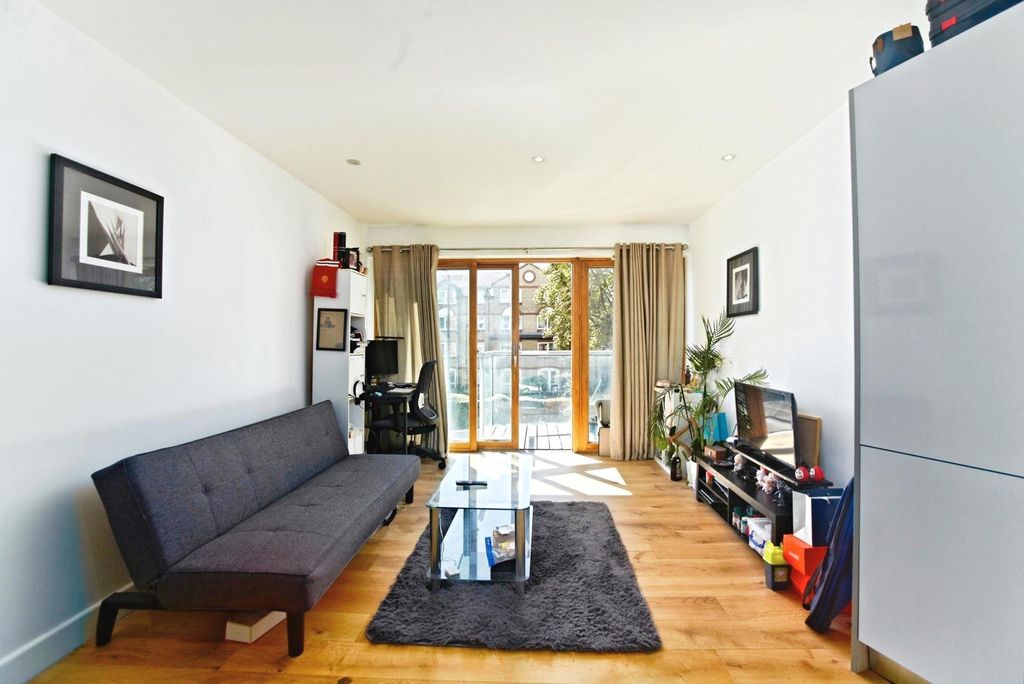 Property photo 2 of 7 Pbox-Img.Jpg