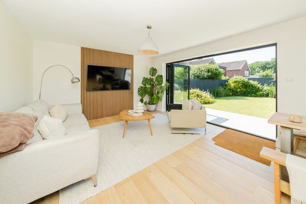 Property photo 2 of 24