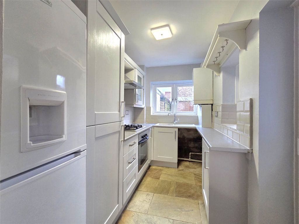 Property photo 2 of 9 Picture No. 10