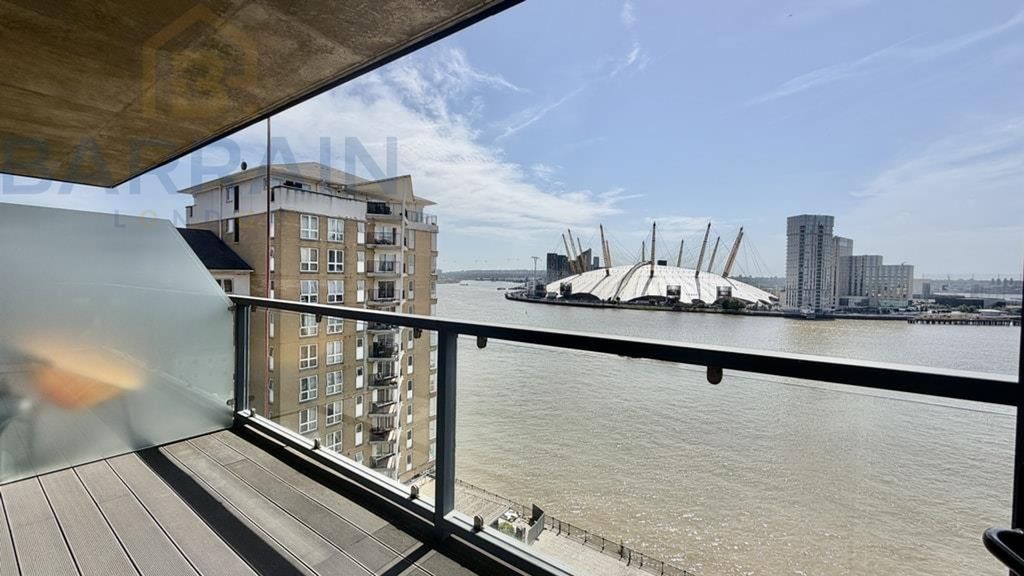 Property photo 1 of 10 Meridian Walk, E14 (Two Bedrooms For Sale Near Canary Wharf) By Barrain London Estate Agency