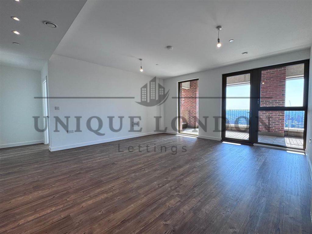 Property photo 2 of 12 81.Png