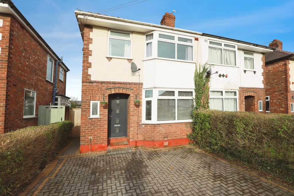 Property photo 1 of 15