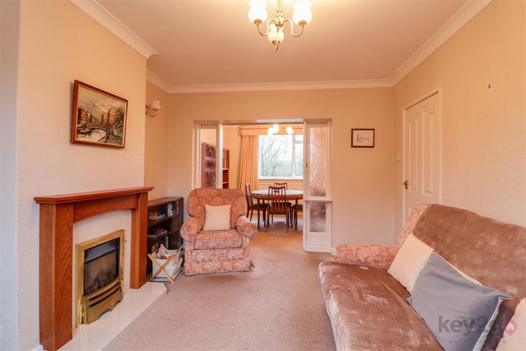 Property photo 3 of 18 Img_5608-Img_5610.Jpg