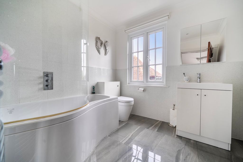 Additional image 17 of 6 bed detached house for saleChurch Road, Westoning MK45