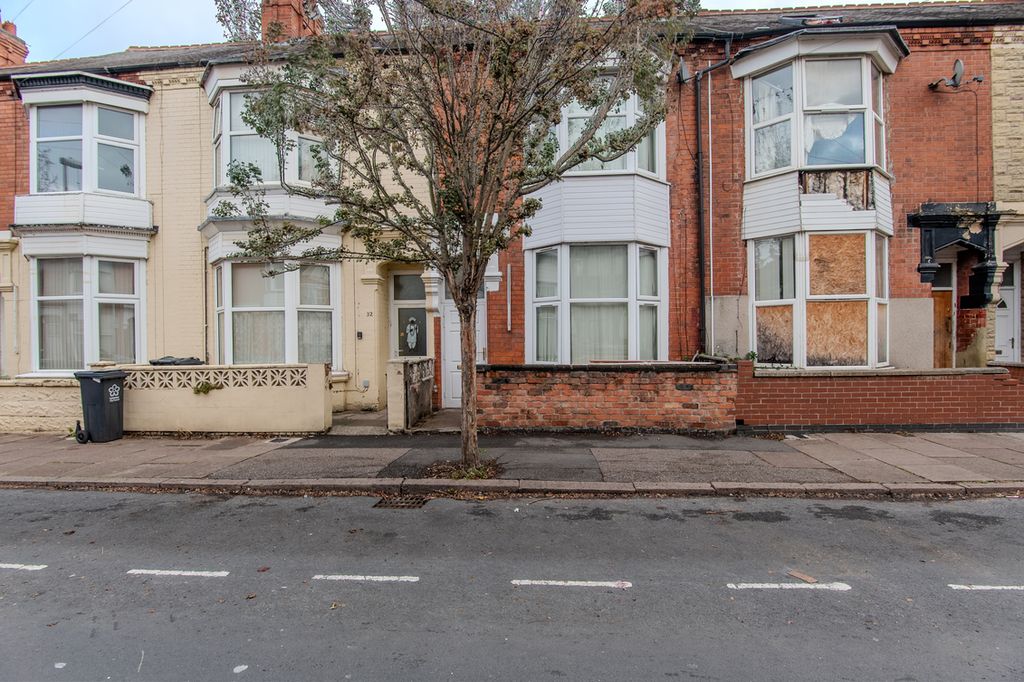 Property photo 1 of 14