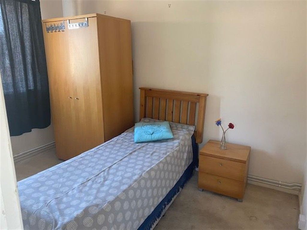 Property photo 3 of 7 Bedroom