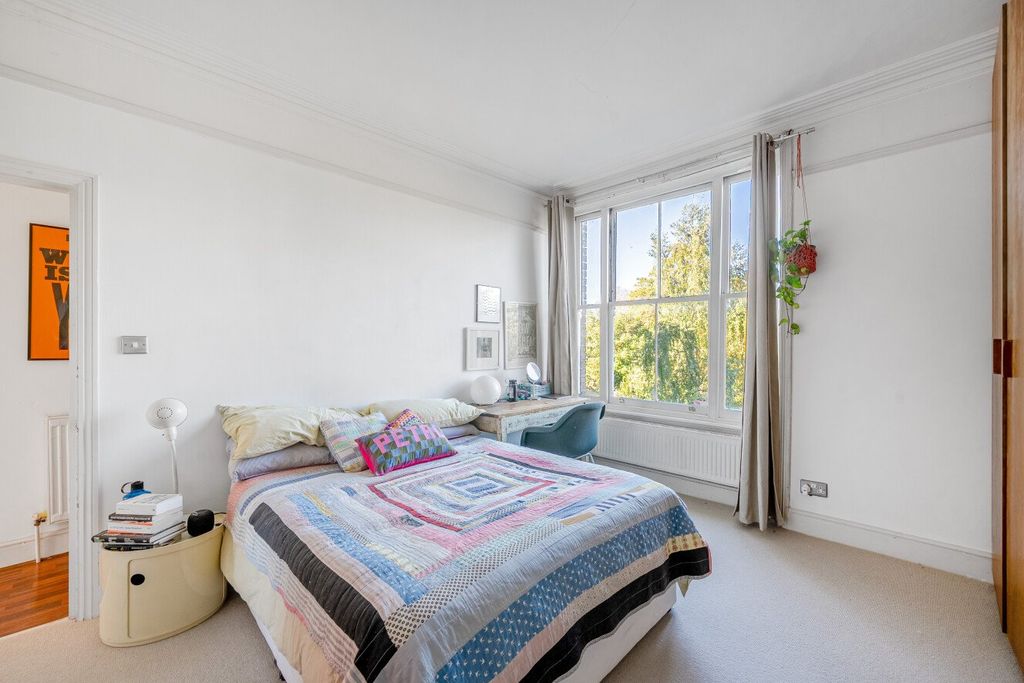 Property photo 3 of 17 Picture No. 33