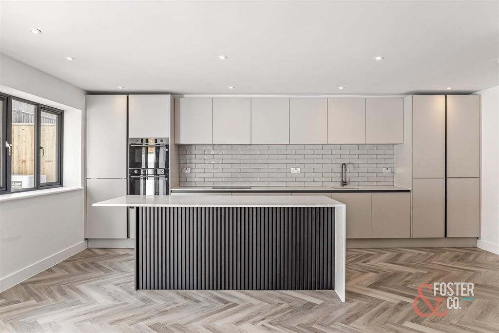 Property photo 3 of 21 Left House-013.Jpg