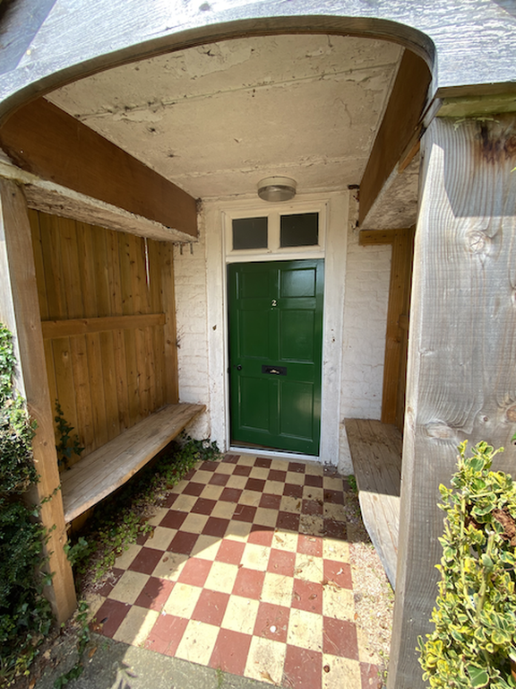 Property photo 2 of 20 Covdered Porch .Png