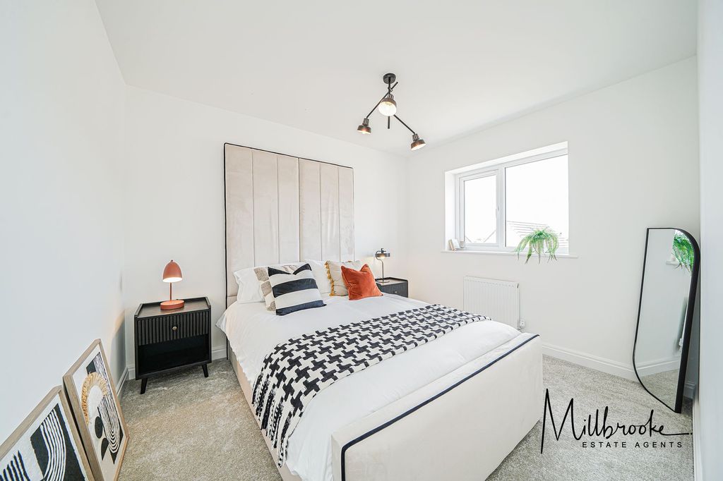 Property photo 1 of 30