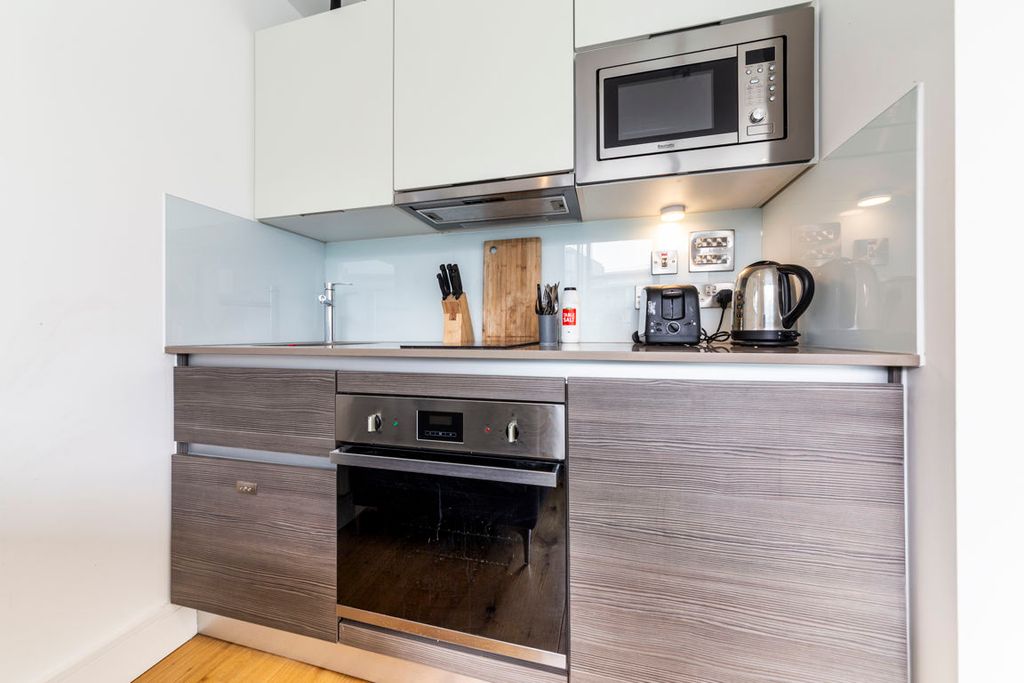 Property photo 3 of 5