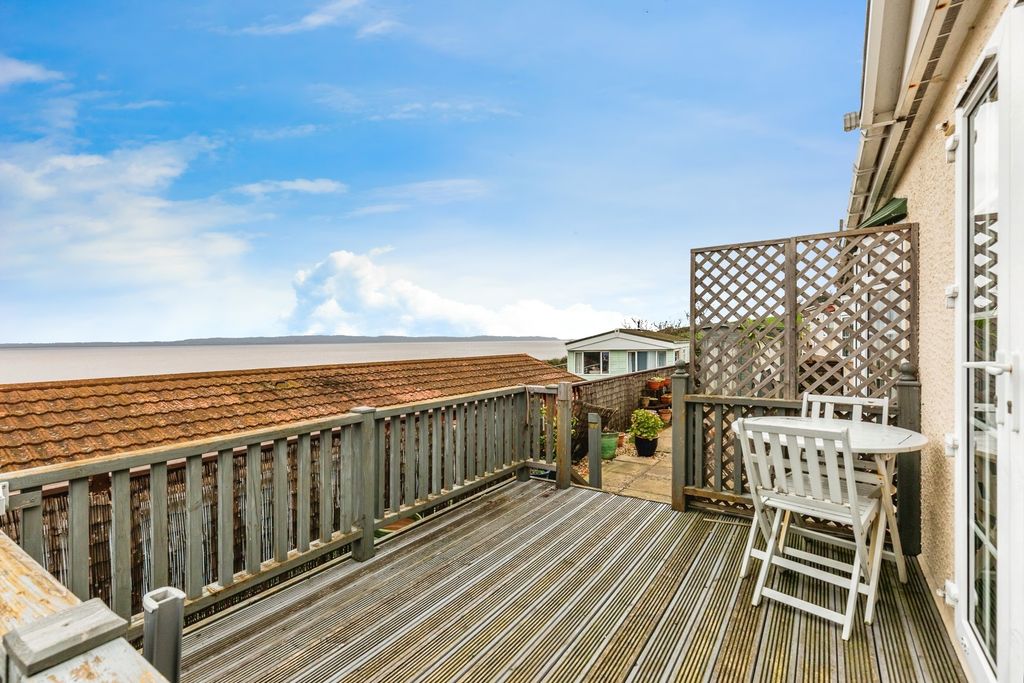 Property photo 3 of 15 Photo