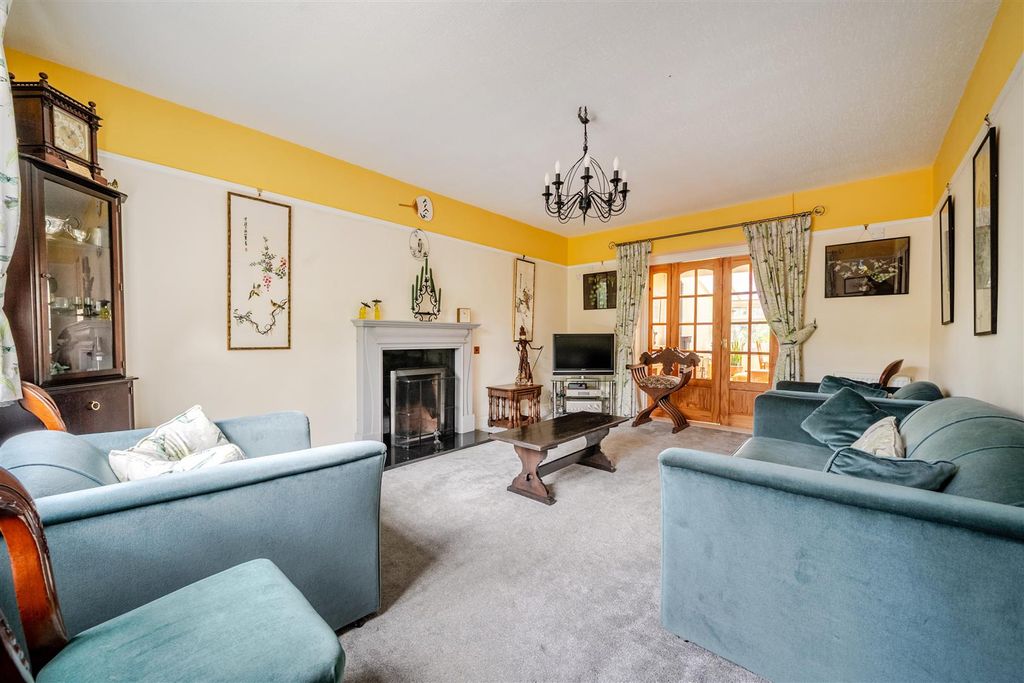 Property photo 2 of 46 1442541-32-69E0d78d7d67d.Jpg