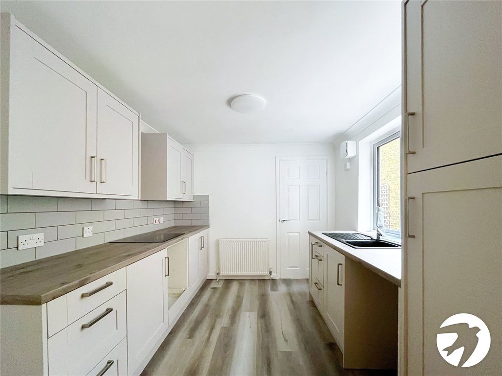 Property photo 1 of 11 Picture No. 09