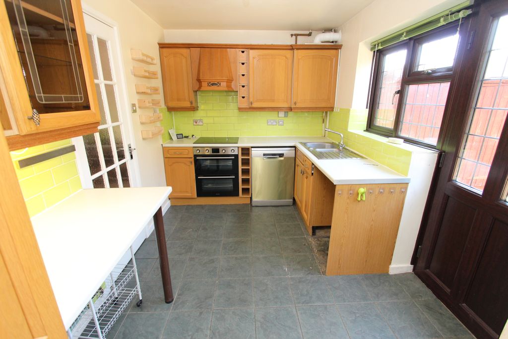 Property photo 2 of 17 Img_6773A