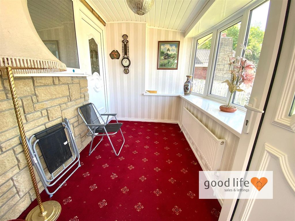 Property photo 3 of 17 20250513_133009946_Ios55Mayfield.Jpg