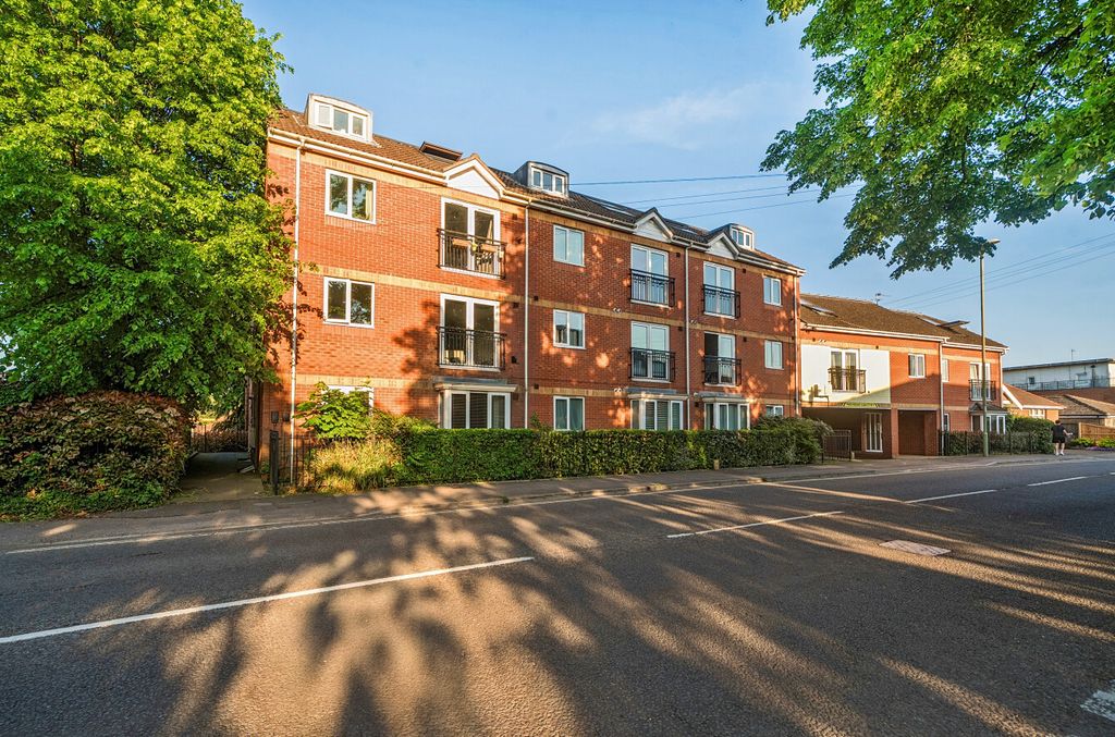 Property photo 1 of 11 1455280-1-69Fd150...