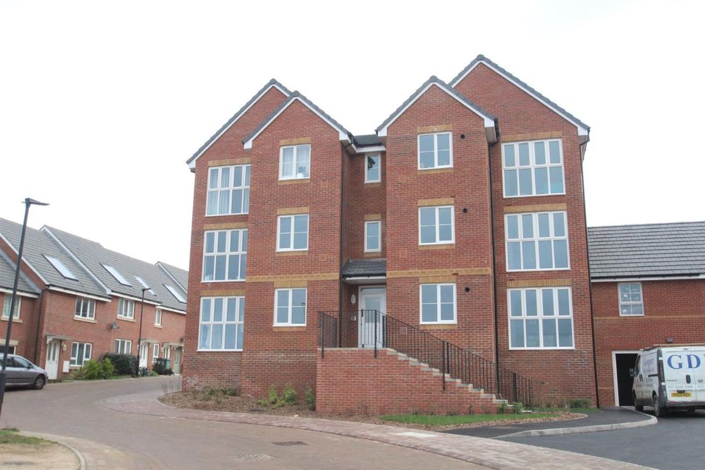 Property photo 1 of 5 .