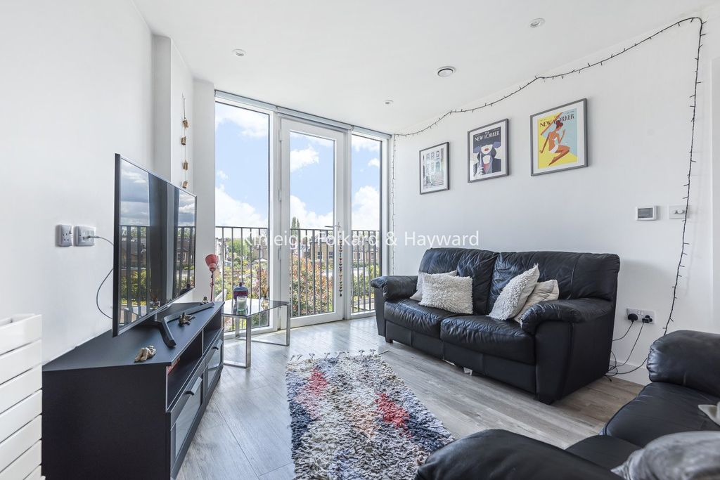 Property photo 1 of 6 Picture No. 07