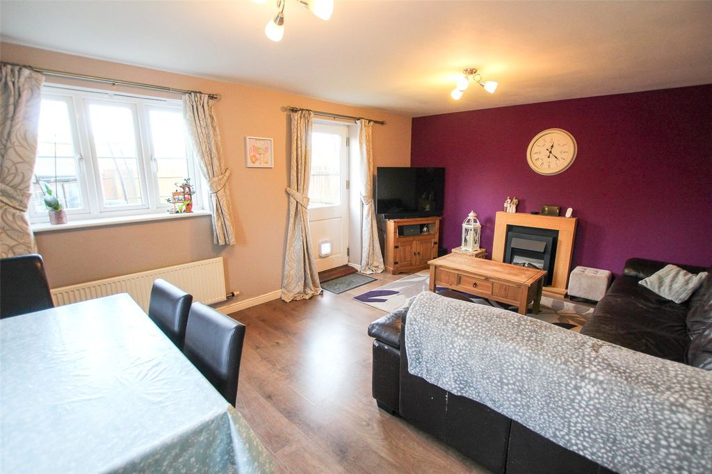 Property photo 2 of 15 Lounge Dining Rm.