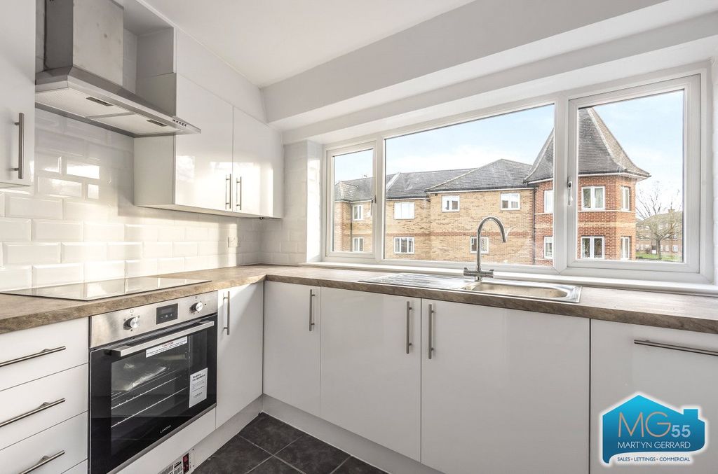 Property photo 2 of 10 Picture No. 04