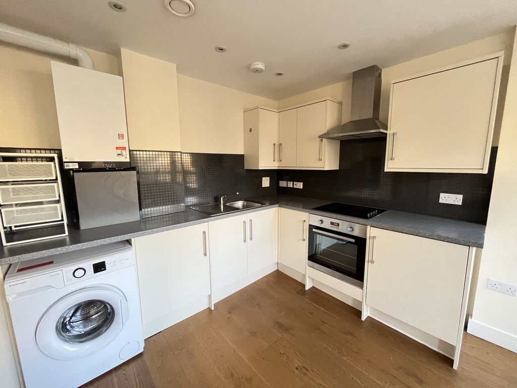 Property photo 2 of 14 Img_0426