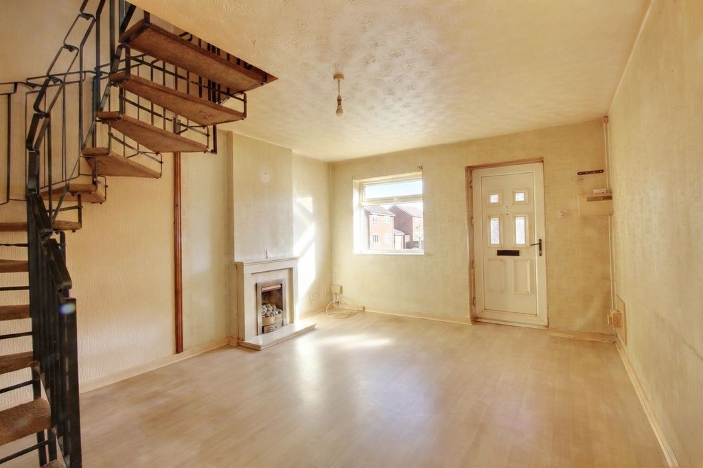 Property photo 3 of 8