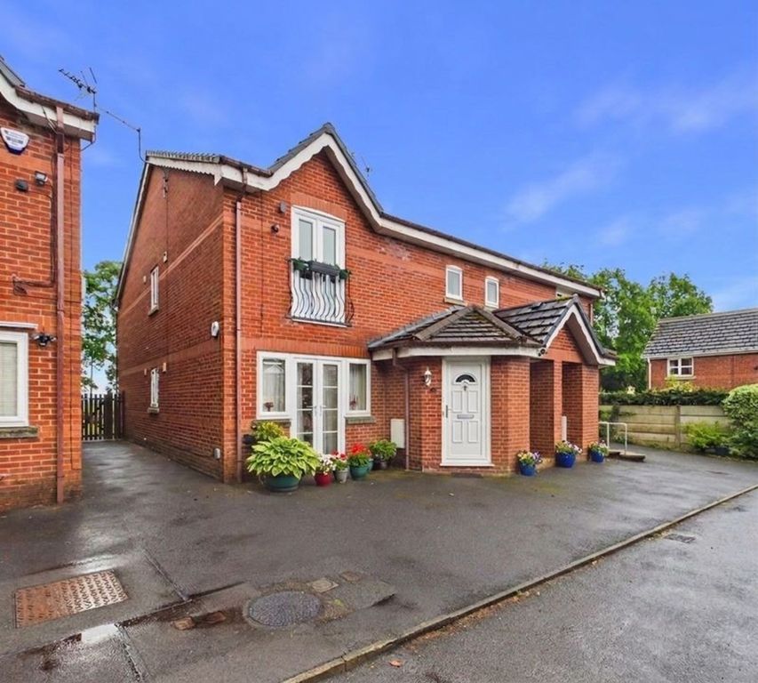 Property photo 1 of 15