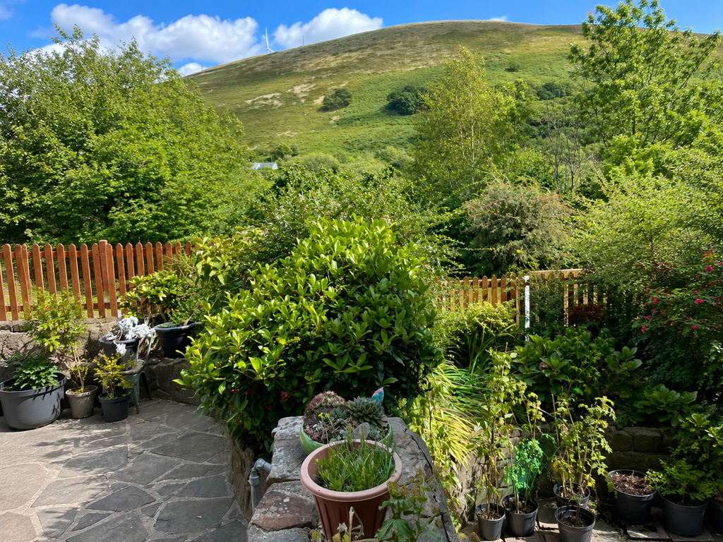 Property photo 2 of 39 014E8D77-54B4-47E1-Bafe-345A97Dda888