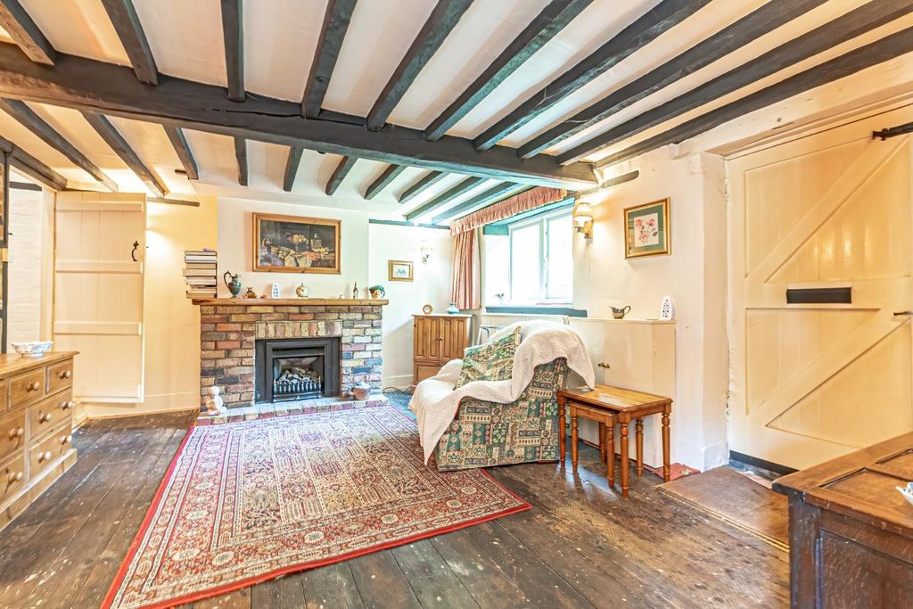 Property photo 2 of 17