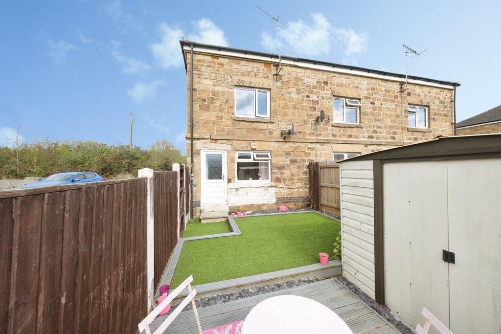 Property photo 2 of 15