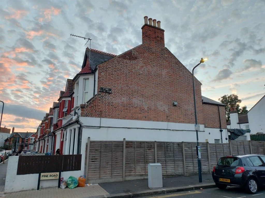 Property photo 3 of 11