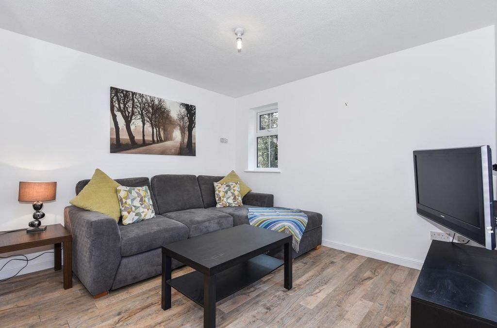 Property photo 2 of 6 390094 (2).Jpg