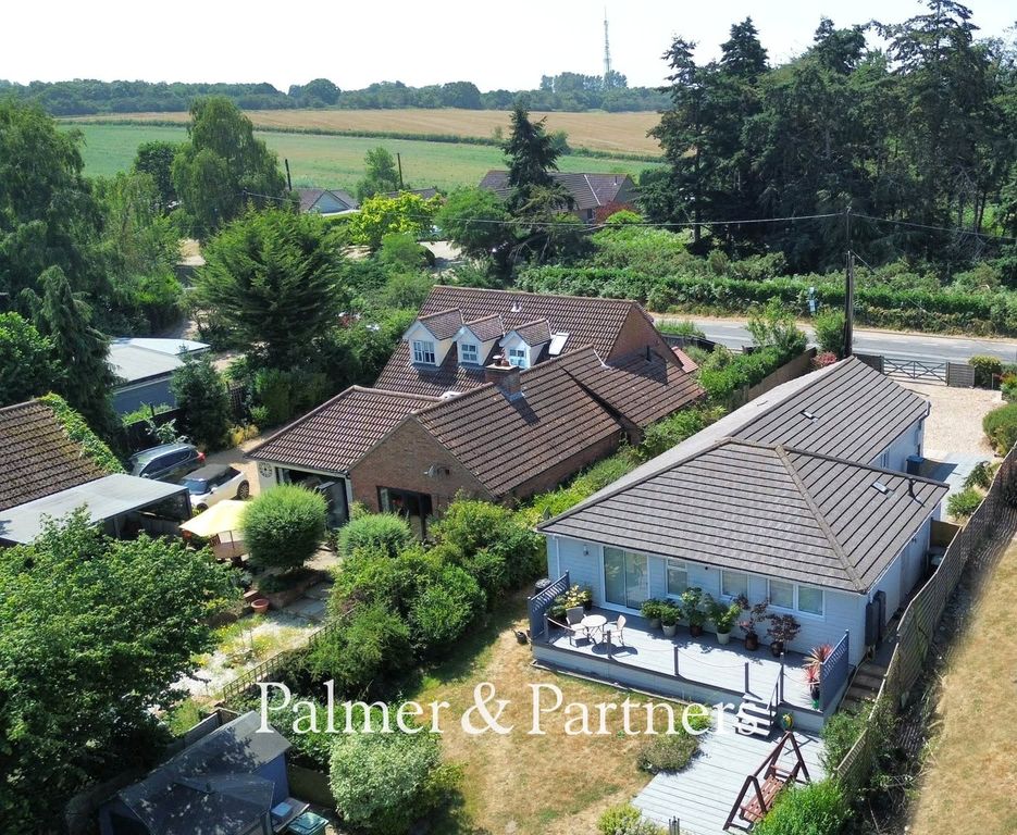 Property photo 2 of 32 Picture No. 04