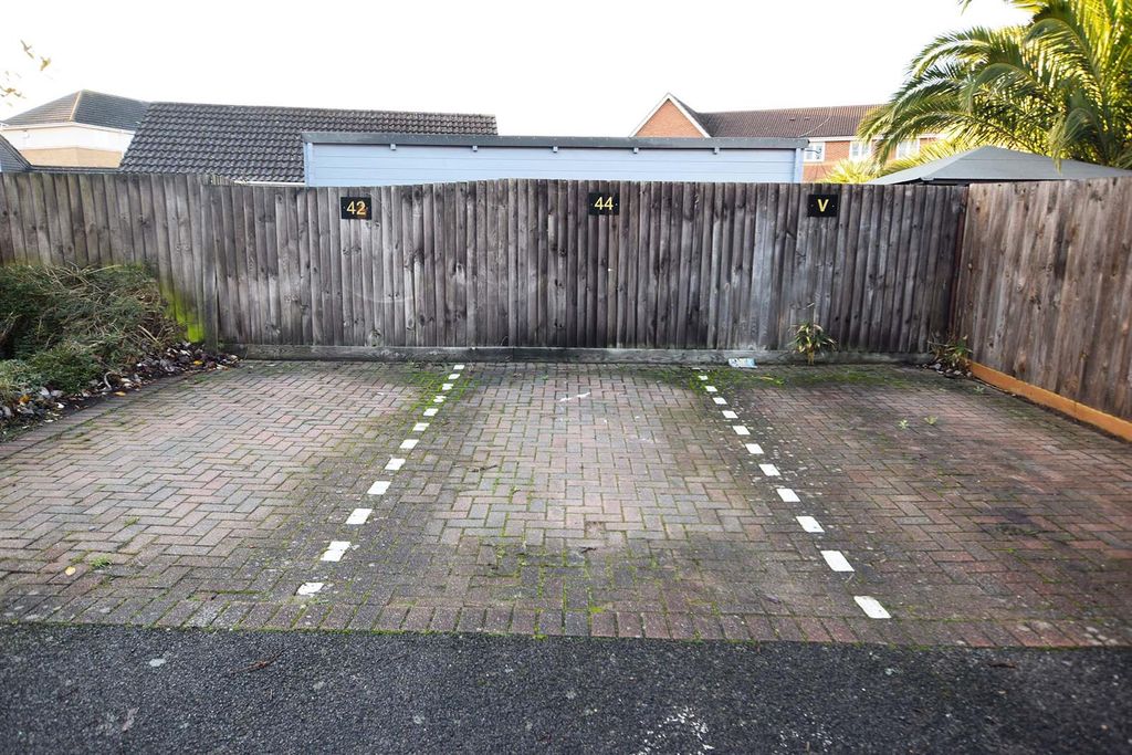 Property photo 2 of 12 Allocated Parking Space