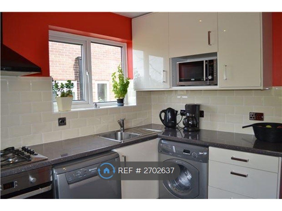 Property photo 3 of 8