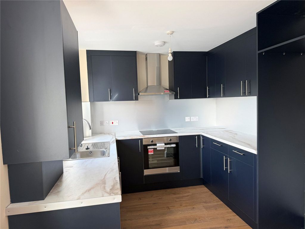Property photo 2 of 7 Picture No. 04